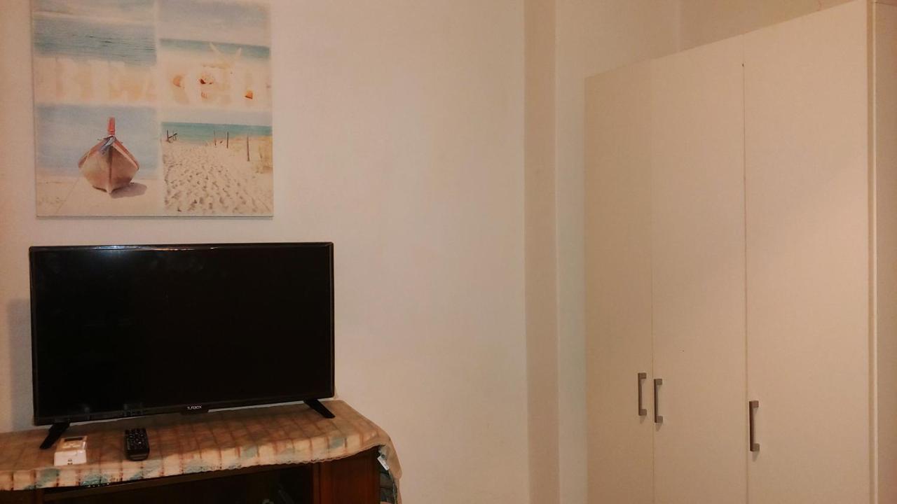 Apartment Yiannis Kalimarmaro Studio,athens Center Athens