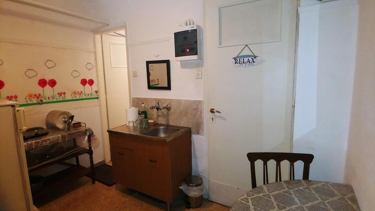 Yiannis Kalimarmaro Studio,athens Center