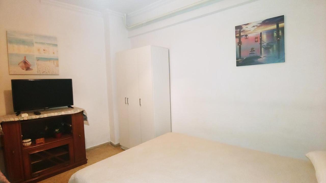 Yiannis Kalimarmaro Studio,athens Center *